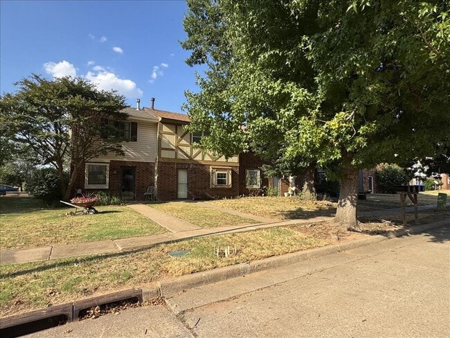 Photo - 2357 Heatherfield Ln