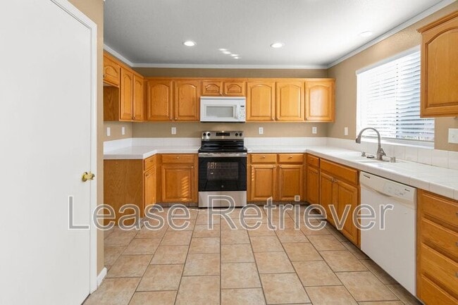 Photo - 630 Pombo Square Dr