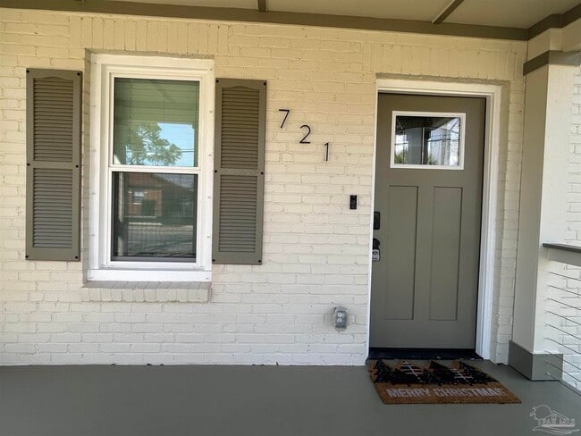 Photo - 721 W Jordan St