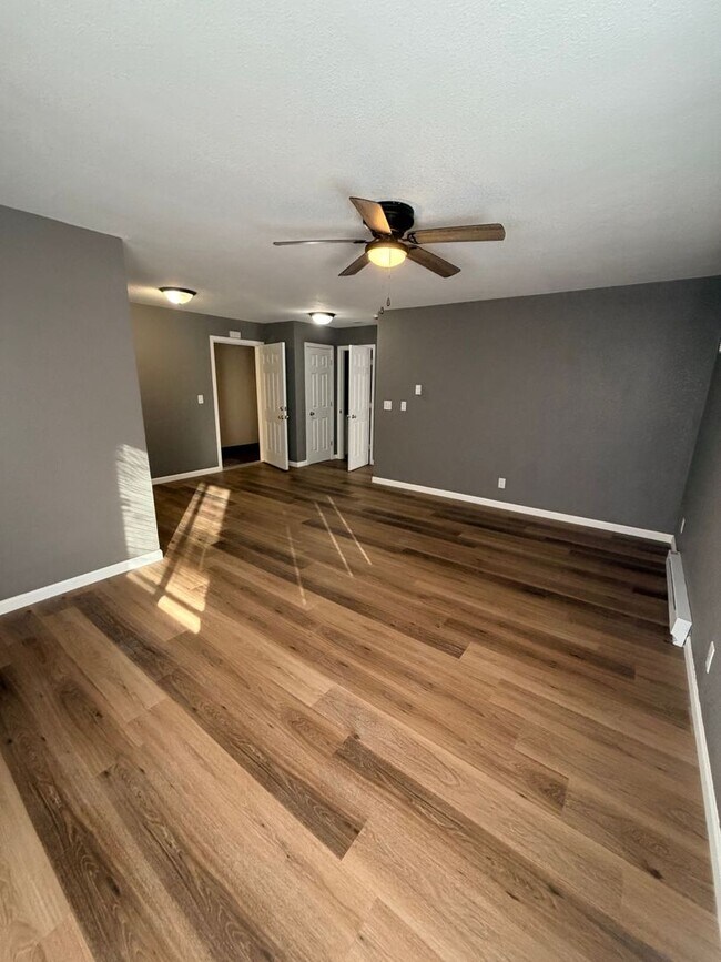 Photo - Maple Ave Apartments Unit 3