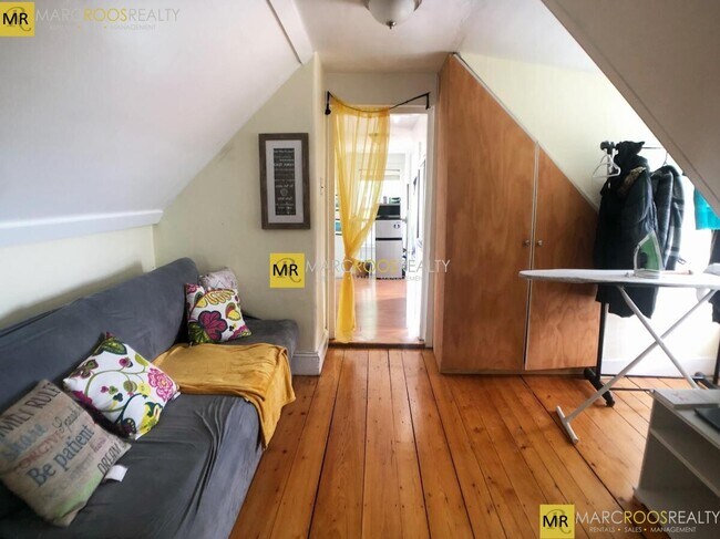 Photo - 106 Byron St Unit 2