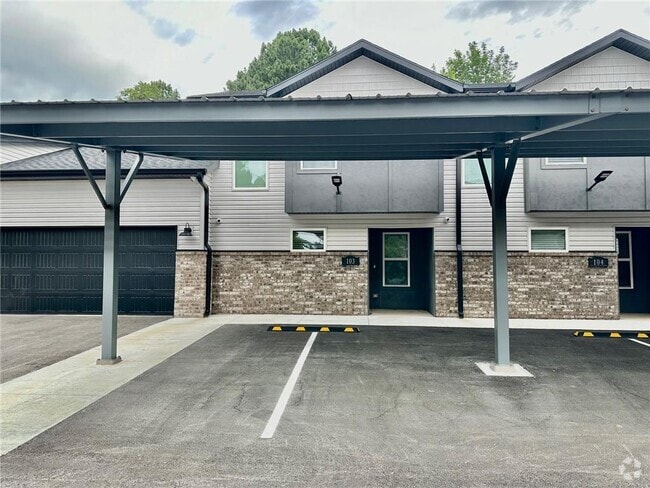 Building Photo - 911 N Rupple Rd Rental
