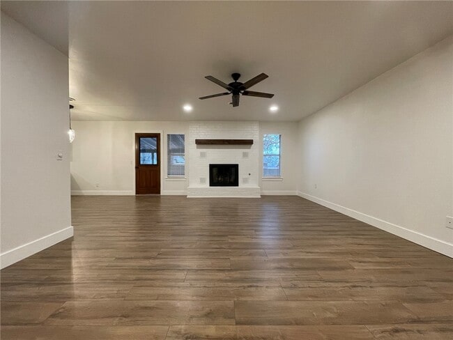 Photo - 4003 Holt Ave