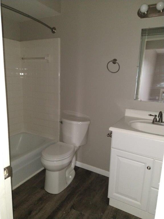 Photo - 2647 Eastgate Rd