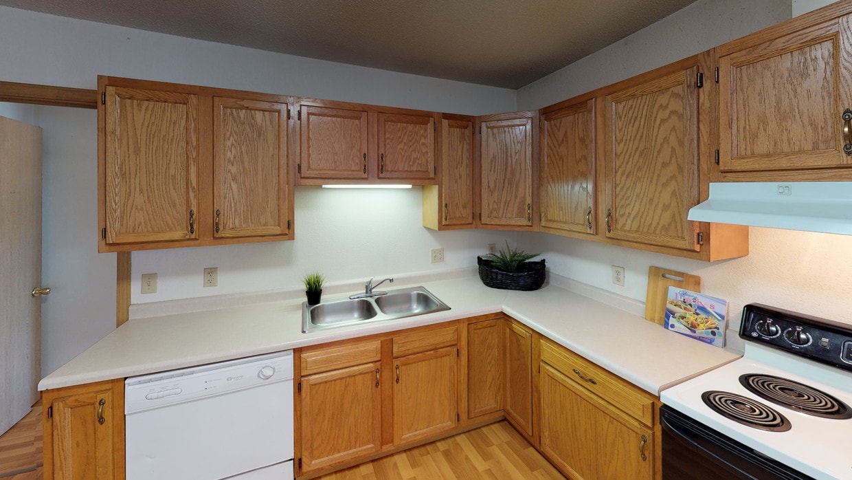 Photo - Highland Hills Apartments