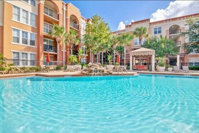 Photo - 10435 Mid Town Pkwy Unidad 10435 Midtown Parkway #351