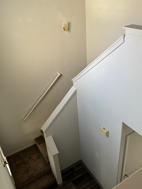 Photo - 553 Karcio Ct