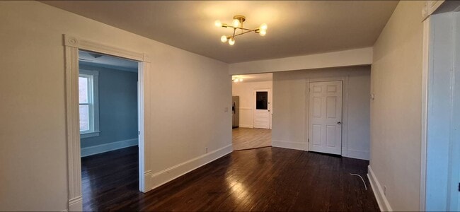 Photo - 3403 South St