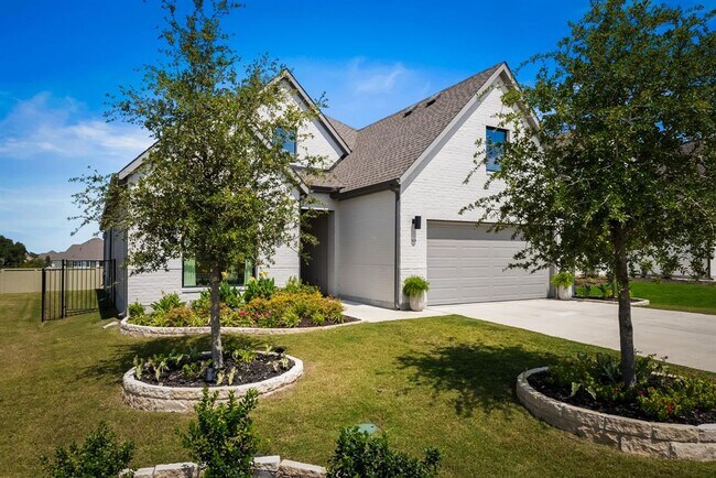 Photo - 508 Castillo Bnd