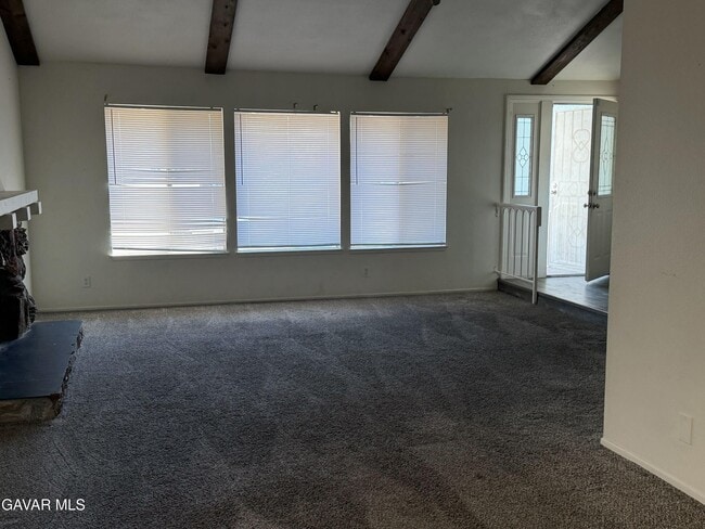 Photo - 1253 Morven St