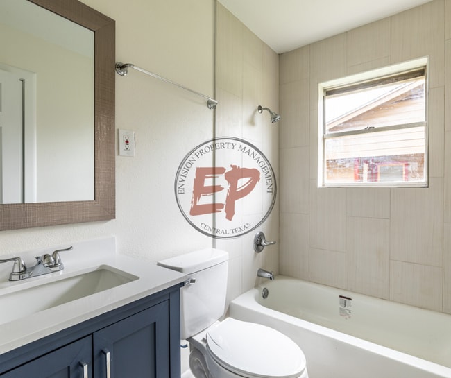 Photo - 117 Shirley Dr