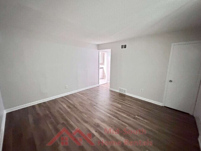 Photo - 5151 Corkwood Dr