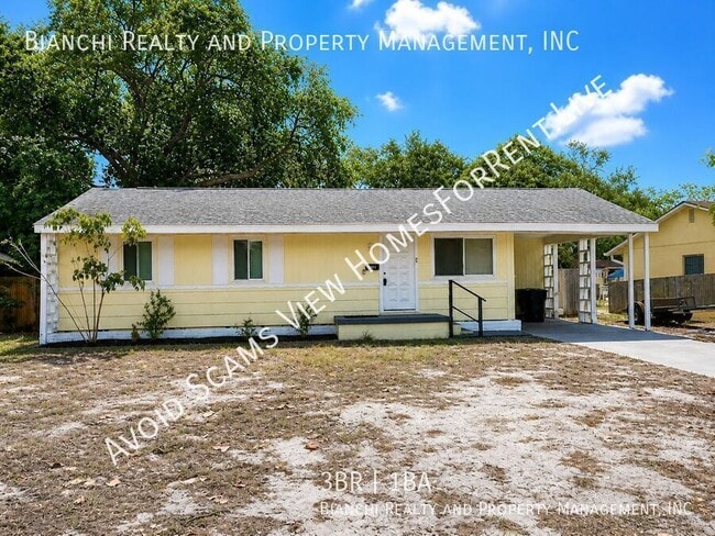 Building Photo - 930 Alcazar Wy S