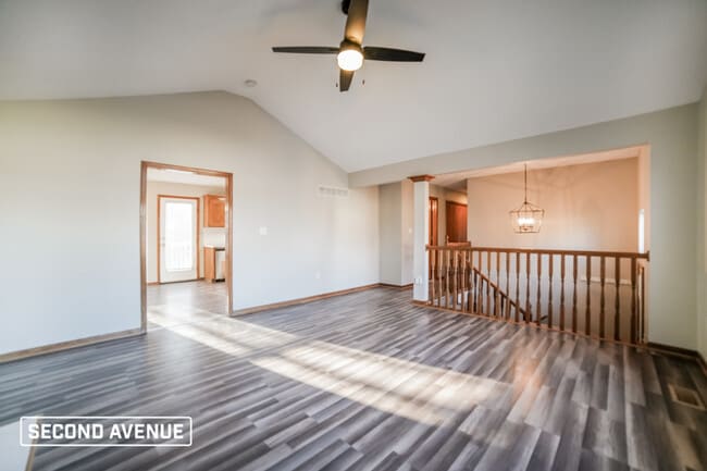 Photo - 1720 S Whitney Dr
