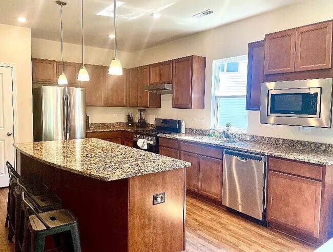 Photo - Room in House on Okeechobee Ct