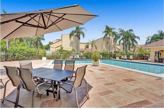 Photo - 20937 Bay Ct