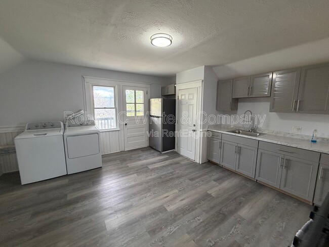 Photo - 28 Hull St Unit Floor 3