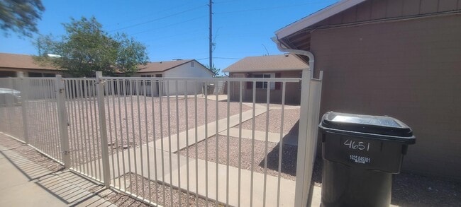 Building Photo - 4651 E Caballero St Unit 1