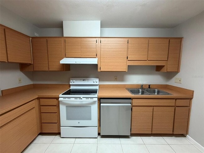 Photo - 3505 Tarpon Woods Blvd Unidad K408