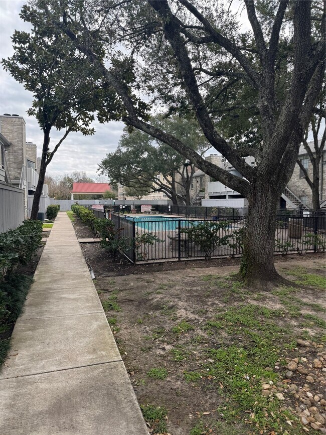 Photo - 10821 Braes Bend Dr