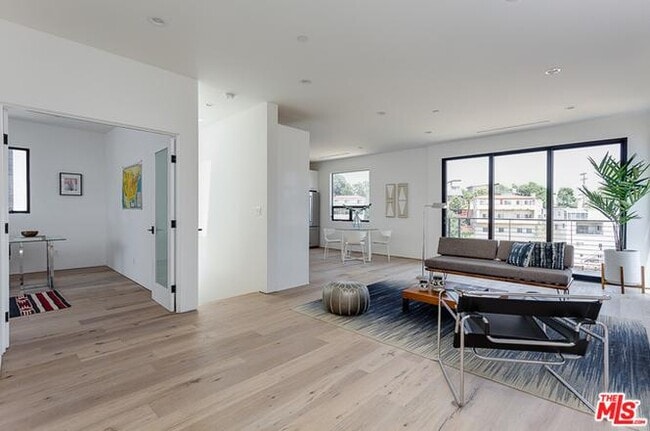 Photo - 3756 Brilliant Dr