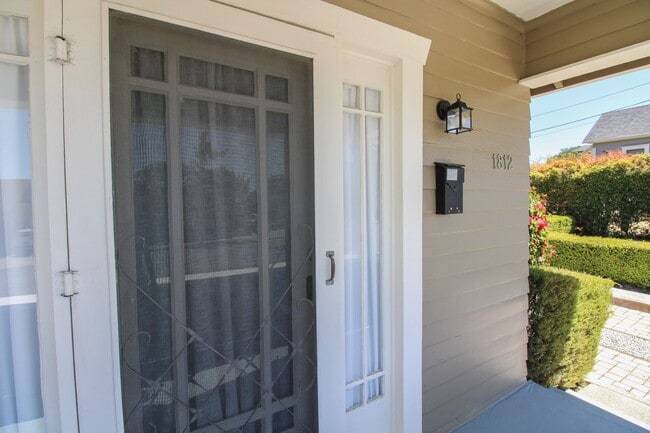 Photo - 2 Bedroom Bungalow Downtown SLO with Garage
