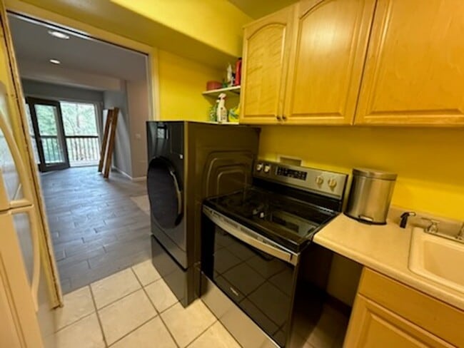 Photo - 228 Maple Dr