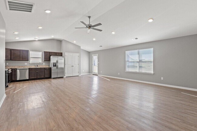 Photo - 106 Ancel Wy