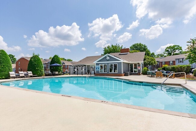 Shadowbluff Apartments
