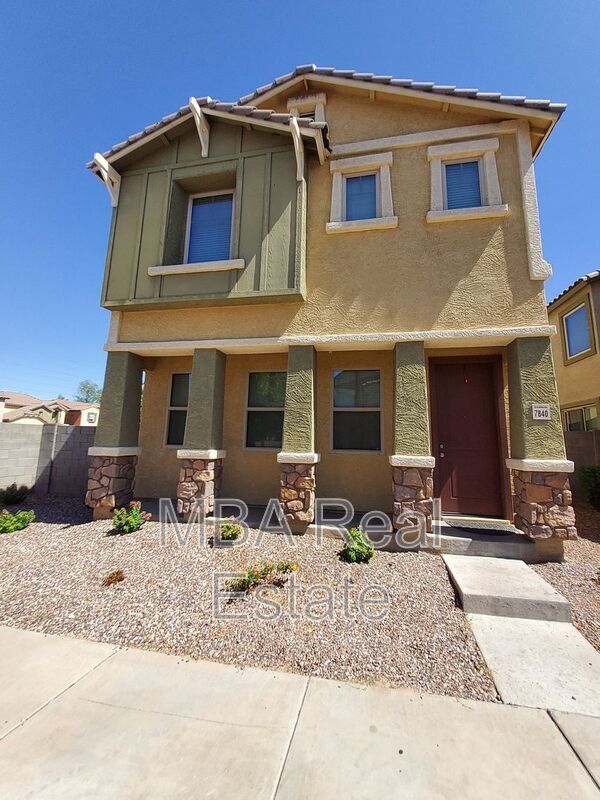 Photo - 7840 W Monte Vista Rd House
