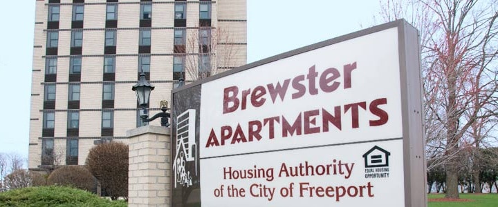 Photo - Brewster Apartments