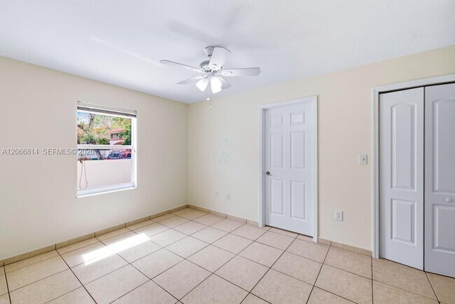 3072 NW 14th St Unit REAR