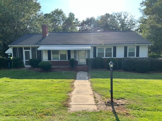 Photo - Adorable Apex Ranch on 2 Acres of Land!