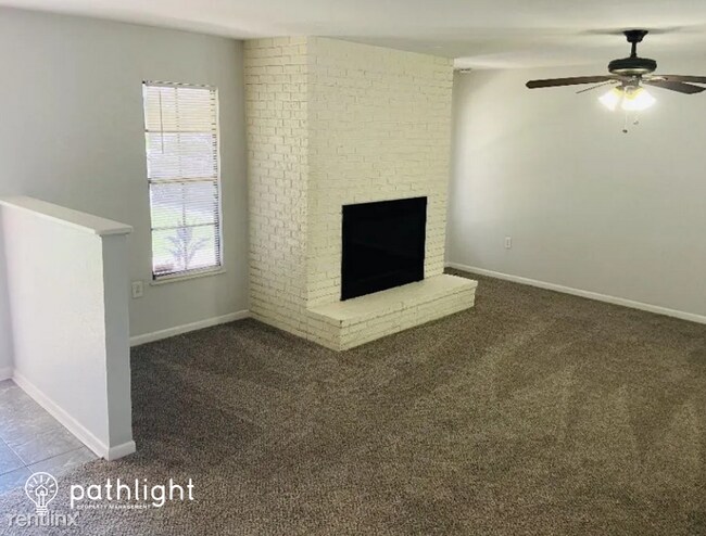 Photo - 3 br, 2 bath House - 3701 Sapphire Lane UNIT