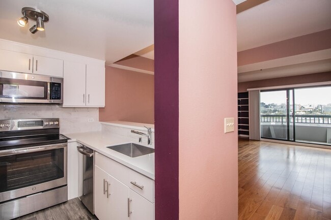 Photo - Updated One Bedroom Condo at Opera Plaza |...