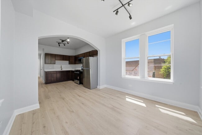 Photo - 541 N Lawndale Ave