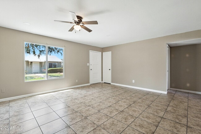 Photo - 2645 W Elm St