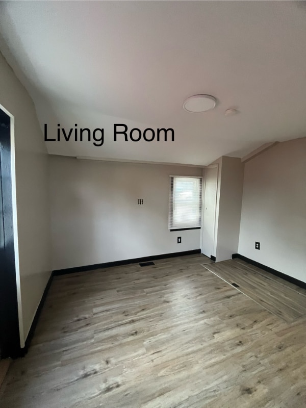 Photo - 2201 Station Rd Unit back