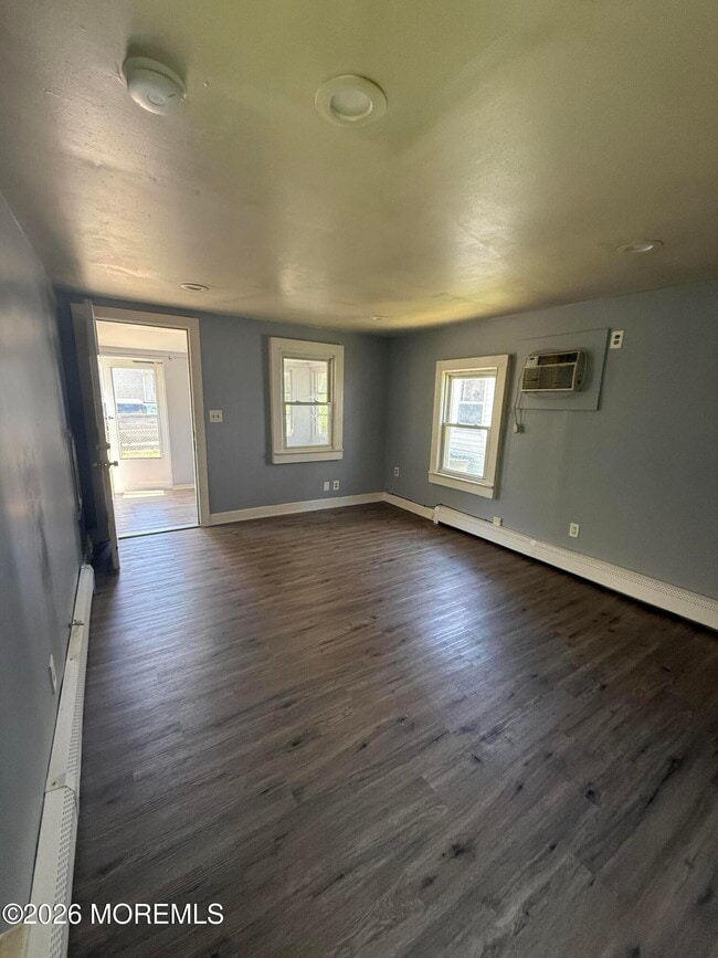 Photo - 227 Seeley Ave