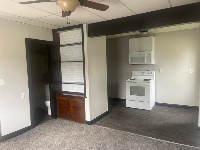 Photo - 415 Dunlap St