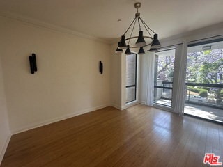 Photo - 324 N Palm Dr