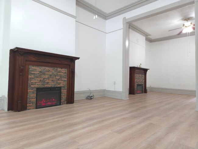 Photo - 2723 W Washington Blvd Unit 2nd Floor