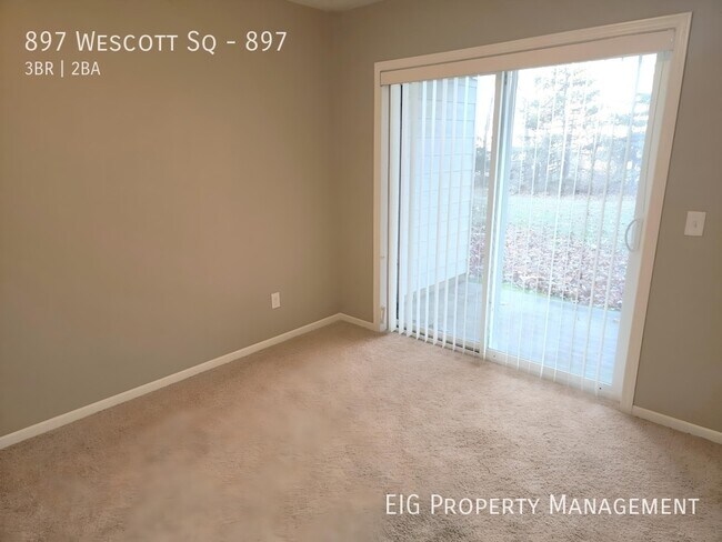 Photo - 897 Wescott Square Unit 897