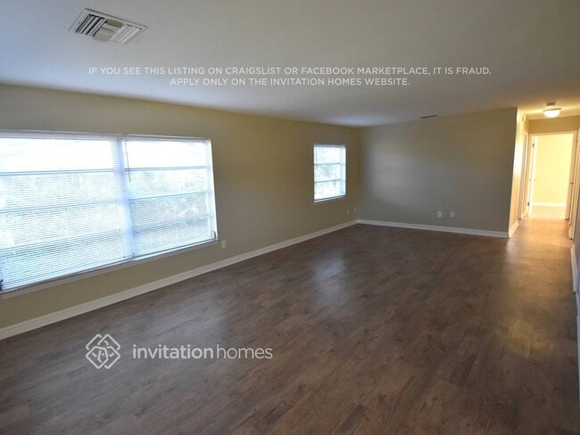 Photo - 404 Edwin St