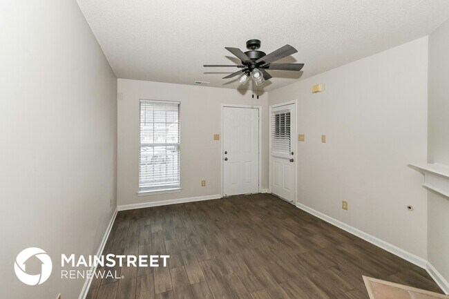 Photo - 1212 Calebs Ridge Dr