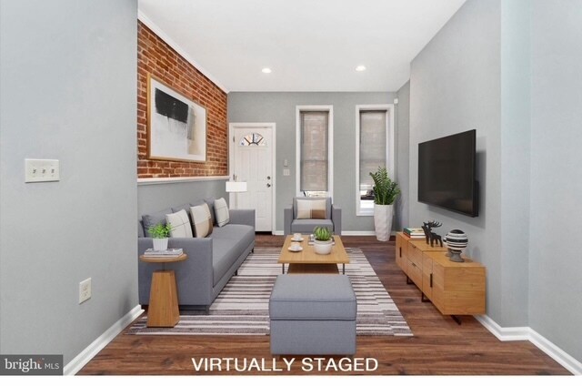 Livingroom - 420 N Collington Ave