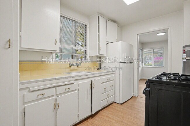 Photo - 2233 Ninth St