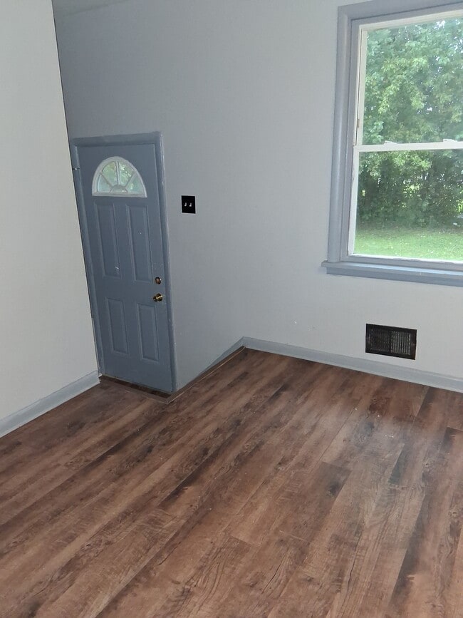 Photo - 4117 Orchard Way