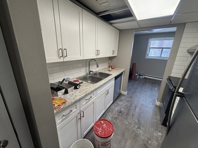 Photo - 499 Albert St Unité 8