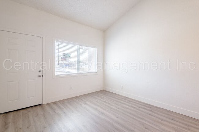 Photo - 1244 Virginia Ave Unit Apt C
